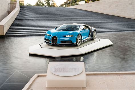 Touchdown for the Bugatti Chiron – arriving at Fondation Louis 